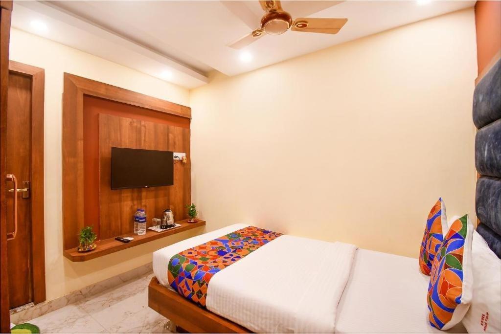 Hotel Aqua Tulip Καλκούτα Εξωτερικό φωτογραφία