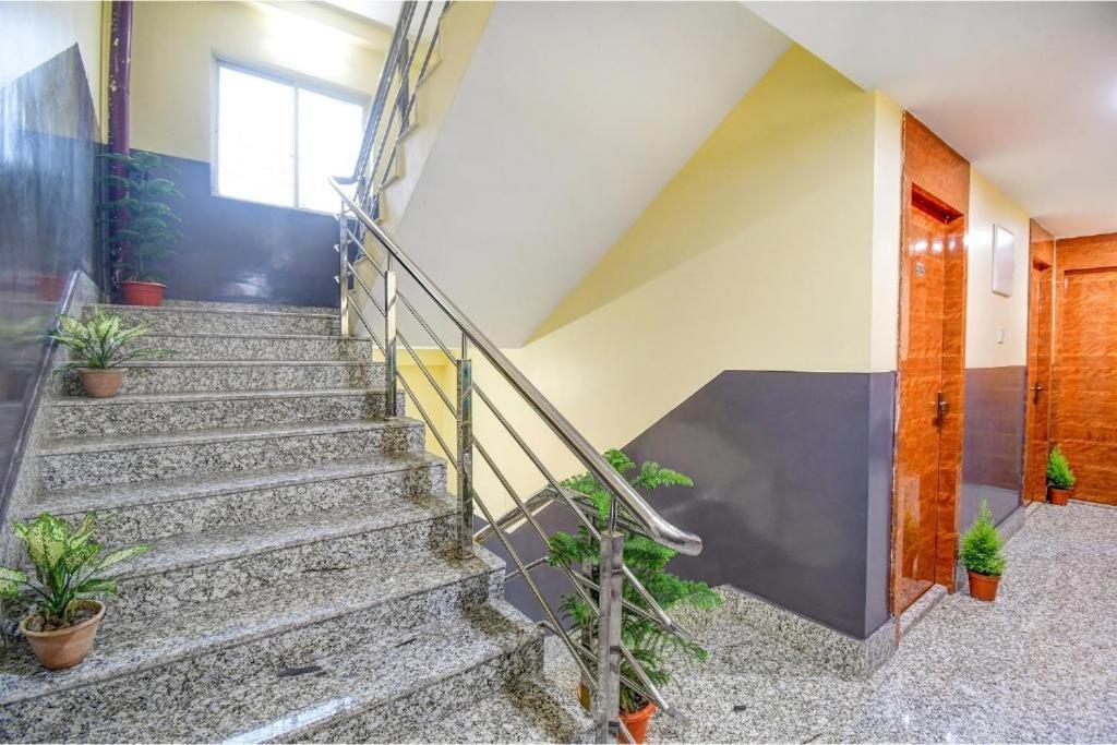 Hotel Aqua Tulip Καλκούτα Εξωτερικό φωτογραφία